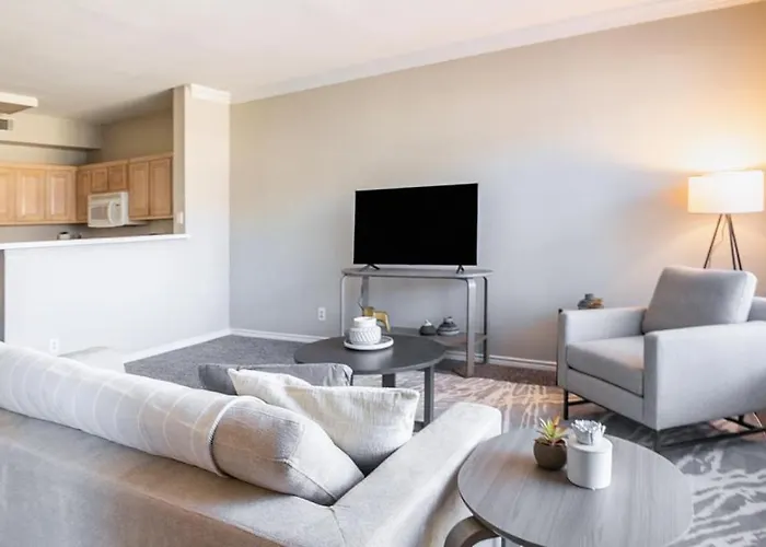 Apartment Landing Modern With Amazing Amenities Tulsa